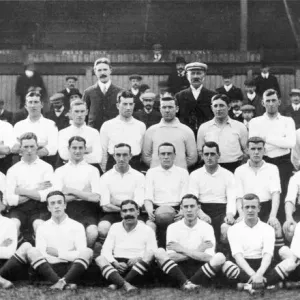 Tottenham Hotspur team pose for a group photograph at the start of the 1908 - 1909 season Tottenham Hotspur team pose for a group photograph at the start of the 1908 - 1909 season