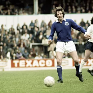 Tottenham Hotspur v City Frank Worthington of Leicester April 1974 iAYMirrorpix. com
