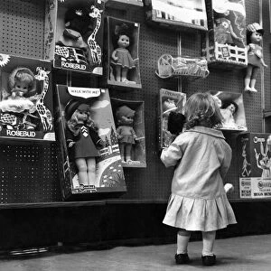 Toys: Dolls: Sheila Matton seen here in a little girls heavan looks at toy dolls in a