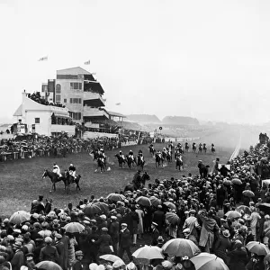Trigo and jockey Walter Gay win the Derby race at Epsom, June 1929