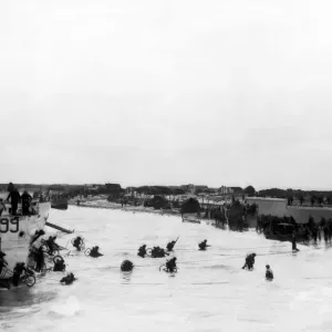 Canadian Troops on Juno Beach D-Day Print