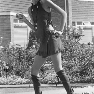 Twiggy, (real name Lesley Hornby) English model, seen in a Hippie gear outfit Twiggy, (real name Lesley Hornby) English model, seen in a Hippie gear outfit