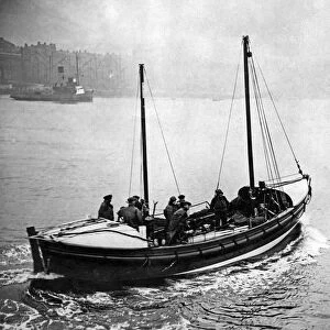The Tynemouth lifeboat returning to Shields Harbour after the rescue of the fishing coble