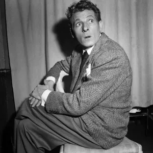 U. S. actor Danny Kaye. February 1948 O11478-004