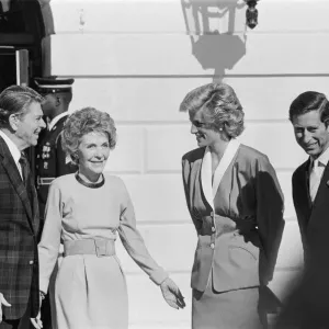 USA President Ronald Reagan and his wife Nancy welcome Princess Diana