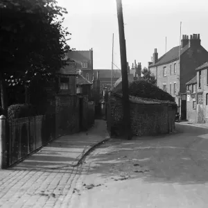 Uxbridge George Street looking towards High Street circa 1929 Uxbridge George Street looking towards High Street circa 1929
