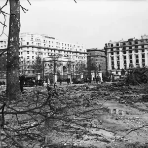 V2 Explosion Print: Hyde Park Blast, 18th March 1945