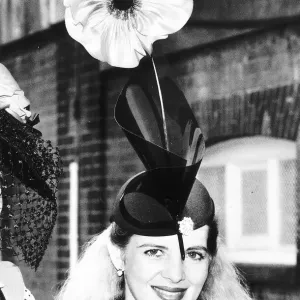 Vanessa Davies with flower hat at Royal Ascot in June 1985