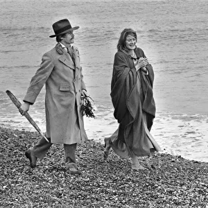Vanessa Redgrave and James Fox walk along the beach at Dover