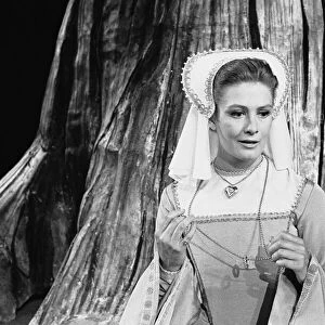 Vanessa Redgrave as Rosalind, dressed as a women in the RSC production of "