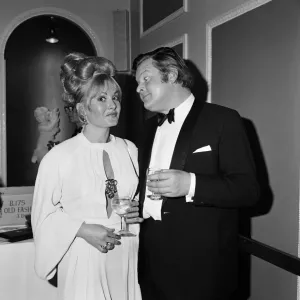 1971 Variety Club Show Business Awards Print 1971 Variety Club Show Business Awards Print