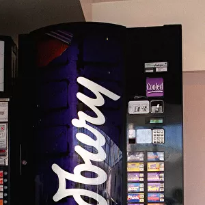 Vending Machines Cadbury DBase LAFRSSFEB05 2302