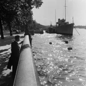 London Embankment Print, Circa 1955 London Embankment Print, Circa 1955