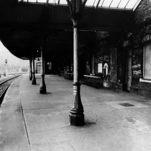 Ein Blick auf die Plattform am Tyne-Dock-Railway-Standort vom 3. Oktober 1972