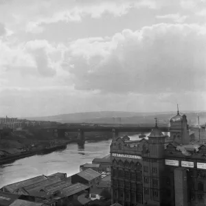 River Tyne Castle Print circa 1960s River Tyne Castle Print circa 1960s