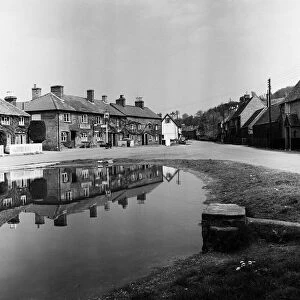 Views of Aldbury Village, near Tring in Hertfordshire. 18th May 1954
