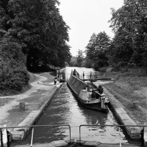 Views along the Grand Union Canal, in Hertfordshire. 19th June 1954 Views along the Grand Union Canal, in Hertfordshire. 19th June 1954