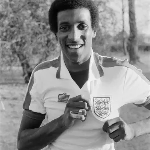 Viv Anderson, footballer for Nottingham Forest, during a training session for England Viv Anderson, footballer for Nottingham Forest, during a training session for England