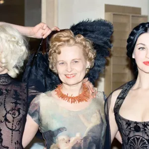 Vivienne Westwood Print: London Fashion Show 1991 Vivienne Westwood Print: London Fashion Show 1991