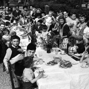 Festa di VJ Day a Heaton Park, Manchester. Agosto 1945
