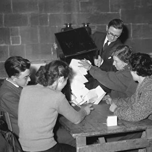 Votes in the 1951 General Election for one of the Coventry constituencies are seen here