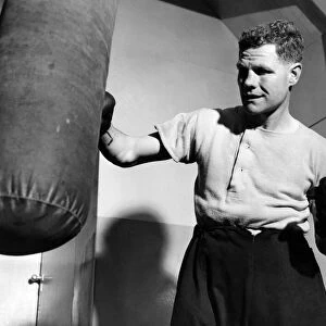 Wally Thom, boxer seen here in training. June 1955 P012371
