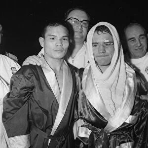 Walter McGowan v Chartchai Chionoi Sept 1967 Flyweight Boxing at Wembley