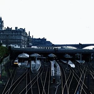 Waverley Station Edinburgh, Balmoral Hotel and the North Bridge circa 1980