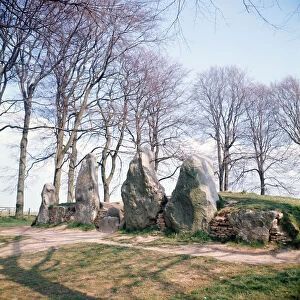 Waylands Smithy, a Neolithic long barrow and chamber tomb situated in the Vale of