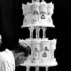 Wedding cake made by Mr Schul for Princess Elizabeth November 1947