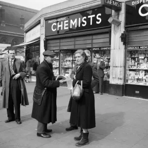 Londoners Turn to Alternative News in 1955 Print