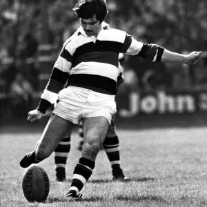 Welsh Rugby Union Final - Pontypool 18 - 6 Swansea. Another three points for Pontypool Welsh Rugby Union Final - Pontypool 18 - 6 Swansea. Another three points for Pontypool