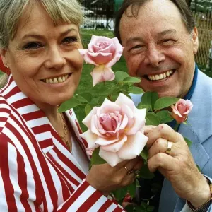 Wendy Richard actress and Bill Treacher actor from Eastenders at the Chelsea Flower Show