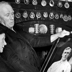 Former West Bromwich Albion and England footballer Jesse Pennington looking at a picture Former West Bromwich Albion and England footballer Jesse Pennington looking at a picture