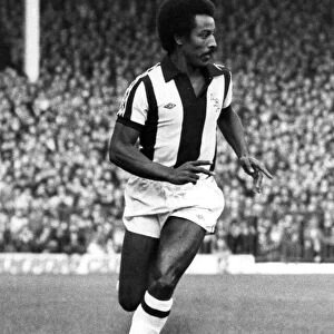 West Bromwich Albion player Brendan Batson in action January 1979 P017121