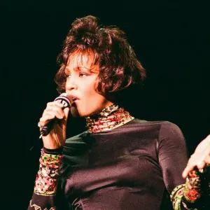 Whitney Houston in Concert at Earls Court Exhibition Centre, London, 5th November 1993 Whitney Houston in Concert at Earls Court Exhibition Centre, London, 5th November 1993