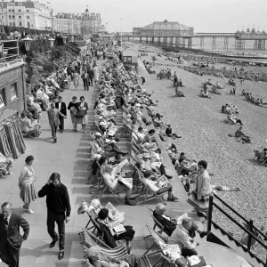 Whitsunday holiday scenes, with the pier in the background, in Eastbourne, Sussex Whitsunday holiday scenes, with the pier in the background, in Eastbourne, Sussex