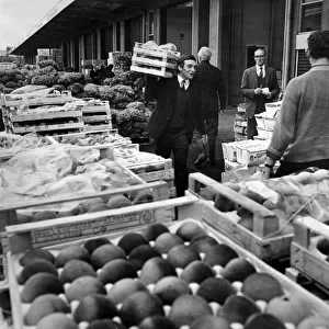 Wholesale Fruit Market, Liverpool, 24th July 1970