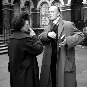 William Digger'Hanley, Hoxtons most famous street bookmaker takes bets