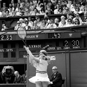 Wimbledon 1980 7th day. Wade vs. Jaeger on the Centre court today. June 1980 80-3384-058