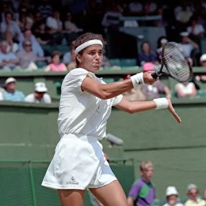 Wimbledon. Gabriella Sabatini v. Jennifer Capriati. July 1991 91-4353-023