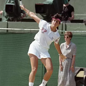 Wimbledon Ladies Tennis Final. Steffi Graf v. Gabriella Sabatini. July 1991 91-4293-176