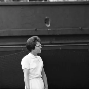 Wimbledon Tennis, Billie Jean Moffitt (later King) pictured in play against Margaret Wimbledon Tennis, Billie Jean Moffitt (later King) pictured in play against Margaret