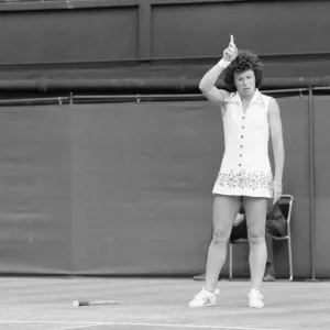 Wimbledon Tennis Championships, Ladies Quarterfinals Day, Monday 30th June 1975 Wimbledon Tennis Championships, Ladies Quarterfinals Day, Monday 30th June 1975