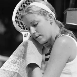 Wimbledon Tennis Championships, Ladies Quarterfinals Day, Monday 30th June 1975 Wimbledon Tennis Championships, Ladies Quarterfinals Day, Monday 30th June 1975