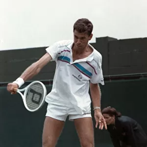 Wimbledon Tennis. Ivan Lendl v. Michiel Schapers. June 1988 88-3397-029
