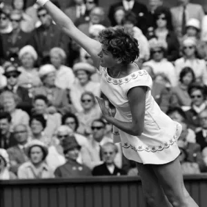 Wimbledon Tennis, Margaret Smith (pictured), in play against Billie Jean Moffitt Wimbledon Tennis, Margaret Smith (pictured), in play against Billie Jean Moffitt