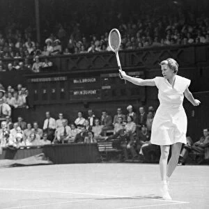 Wimbledon Womens Singles Louise Brough Vs Miss Du Pont 3 / 7 / 1949