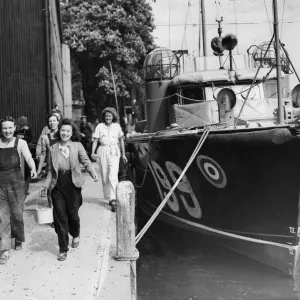 Women at John I Thorneycroft & Co Print, 1943