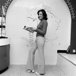 Women wearing fashionable clothes at Dundas Arcade, Middlesbrough. 1973